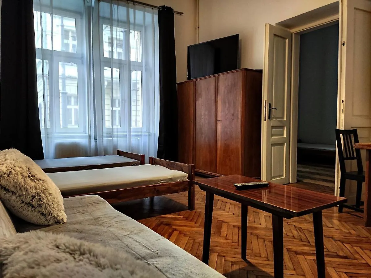 Second Home Apartment Pilsudskiego location