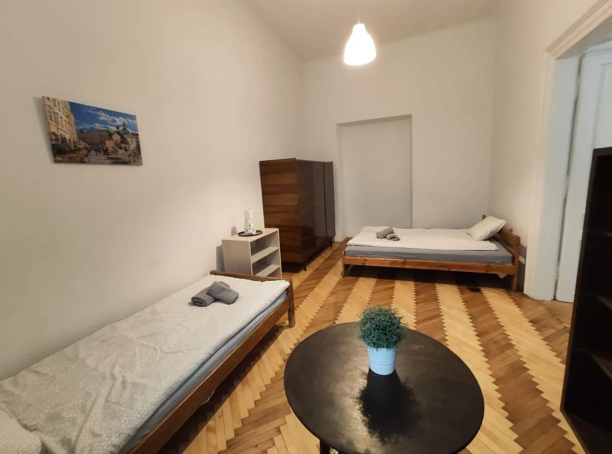 Second Home Apartment Pilsudskiego Krakow 0*,  Poland